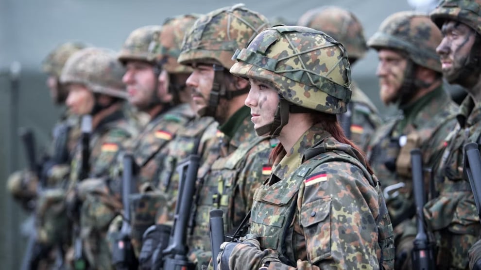 Die Europäer werden auf die allgemeine Wehrpflicht vorbereitet